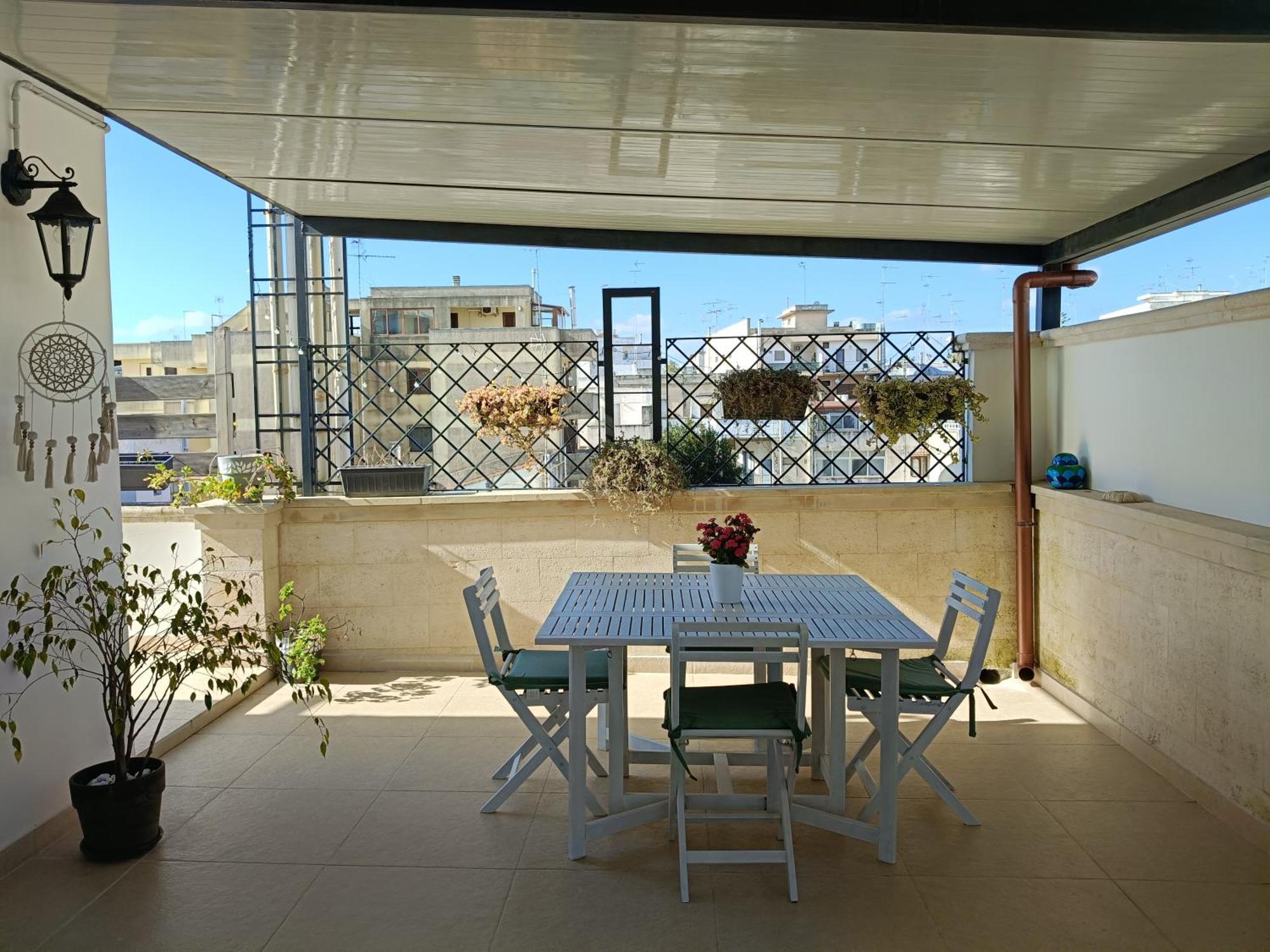 Terrazza 44 Apartment Lecce Bagian luar foto
